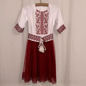 Girl 14-16 Embroidered White Burgundy Tulle Lace Short Sl Folk Formal Dress